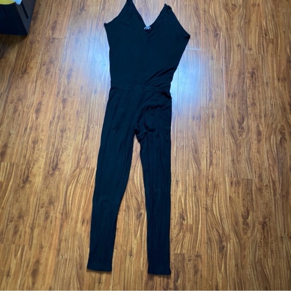 Vince Women's Black Tank V Neck Ponte Stretch Skinny Jumpsuit Size Medium Boho - Picture 2 of 16
